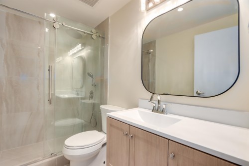 701-738 Broughton Street, Vancouver, BC 