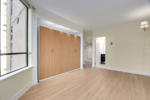 701-738 Broughton Street, Vancouver, BC 