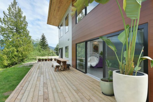 6400 Crowston Road, Sechelt, BC 