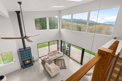 6400 Crowston Road, Sechelt, BC 