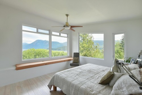 6400 Crowston Road, Sechelt, BC 