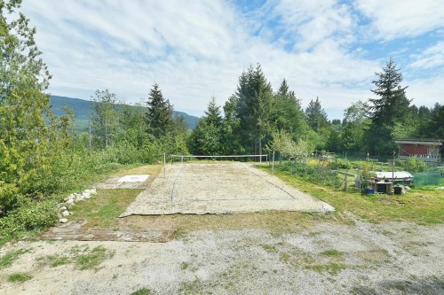 6400 Crowston Road, Sechelt, BC 