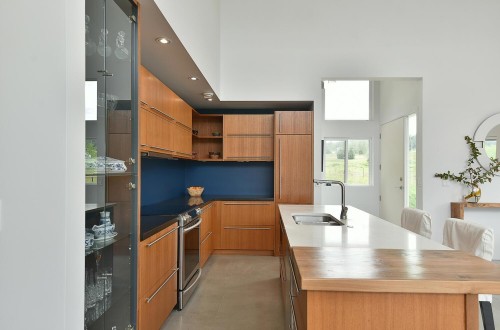 6400 Crowston Road, Sechelt, BC 