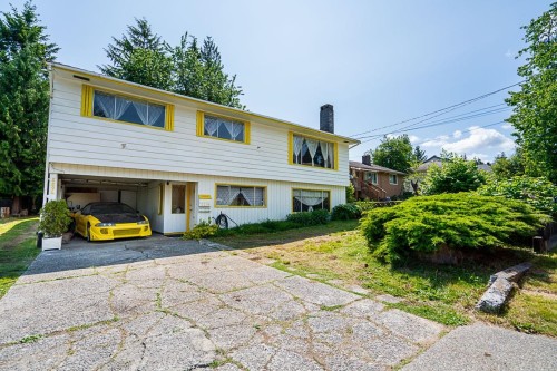 2294 Austin Avenue  Coquitlam, BC V3K 3S1