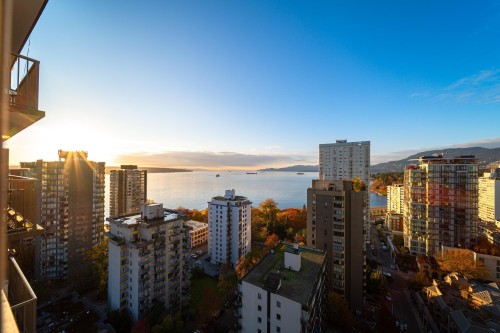 402-1251 Cardero Street, Vancouver, BC 