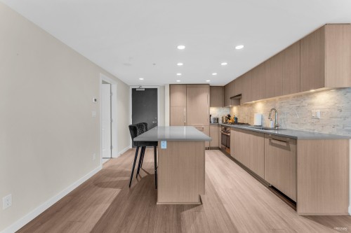 3504-1182 Westwood Street, Coquitlam, BC 