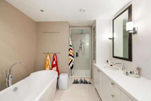 6780 Batchelor Bay Place, West Vancouver, BC 