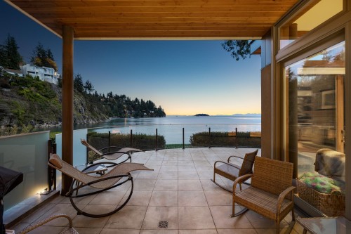 6780 Batchelor Bay Place, West Vancouver, BC 