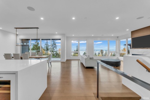 3018 Burfield Place, West Vancouver, BC 