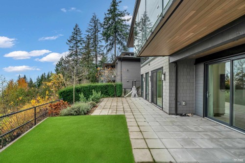 3018 Burfield Place, West Vancouver, BC 