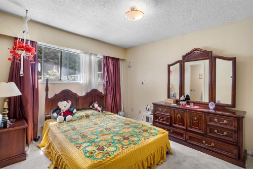 11668 272 Street, Maple Ridge, BC 