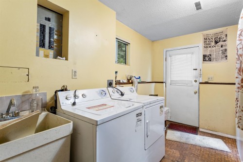 11668 272 Street, Maple Ridge, BC 