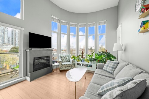 401-1188 Johnson Street, Coquitlam, BC 