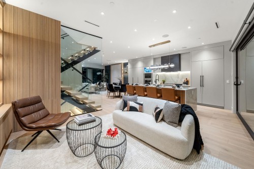 3679 Pandora Street, Vancouver, BC 