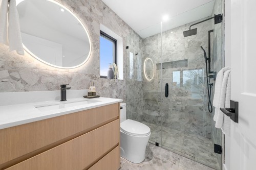 3679 Pandora Street, Vancouver, BC 