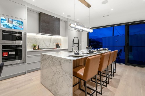 3679 Pandora Street, Vancouver, BC 