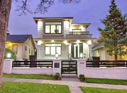 5886 Sherbrooke Street  Vancouver, BC V5W 3M9