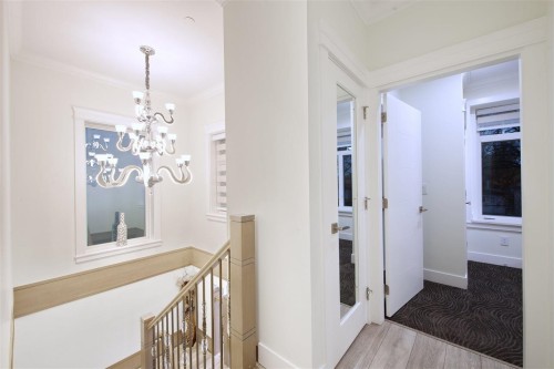 5886 Sherbrooke Street, Vancouver, BC 