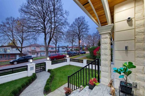 5886 Sherbrooke Street, Vancouver, BC 