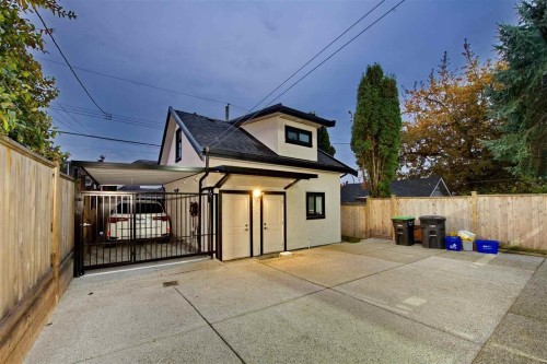 5886 Sherbrooke Street, Vancouver, BC 