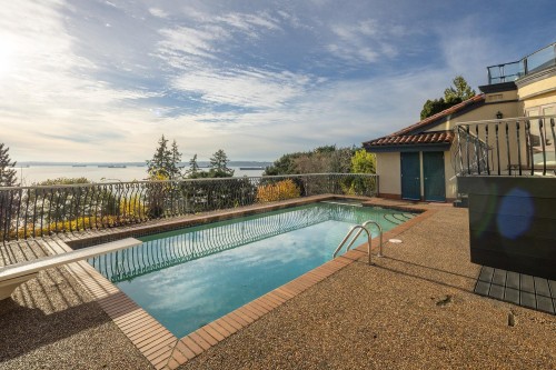 3602 Creery Avenue, West Vancouver, BC 