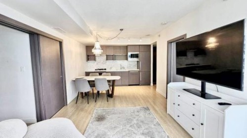 1816-68 Smithe Street, Vancouver, BC 