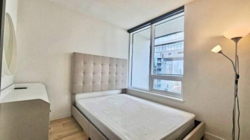 1816-68 Smithe Street, Vancouver, BC 