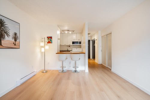 101-550 7Th Avenue E, Vancouver, BC 