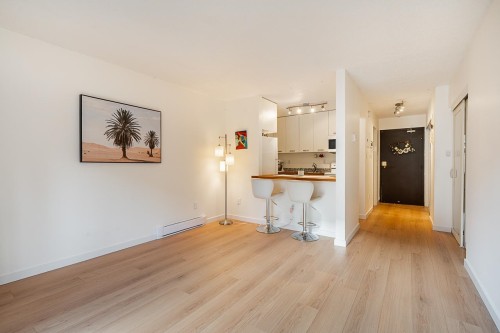 101-550 7Th Avenue E, Vancouver, BC 