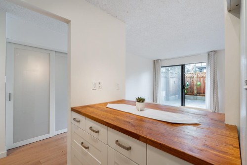 101-550 7Th Avenue E, Vancouver, BC 