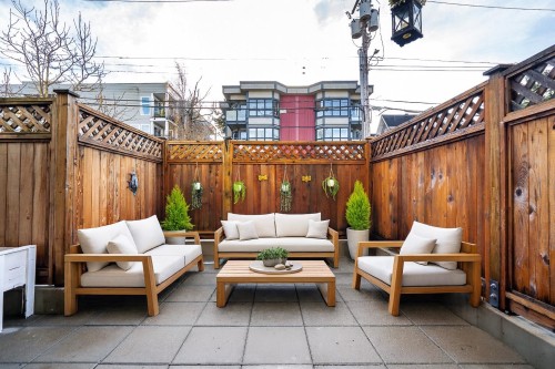 101-550 7Th Avenue E, Vancouver, BC 