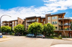 417-733 14th Street W North Vancouver, BC V7M 0C6