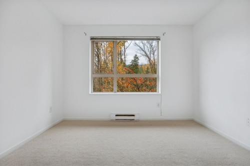 206-700 Klahanie Drive, Port Moody, BC 