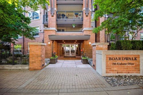 206-700 Klahanie Drive, Port Moody, BC 