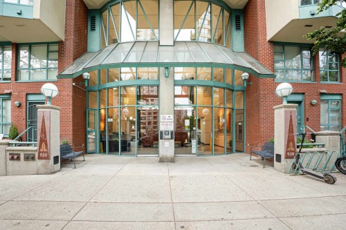304-939 Homer Street, Vancouver, BC 