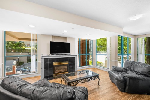 304-939 Homer Street, Vancouver, BC 