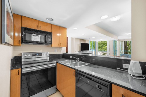 304-939 Homer Street, Vancouver, BC 