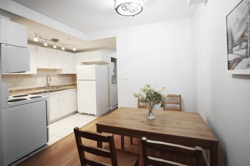 807-555 Jervis Street, Vancouver, BC 