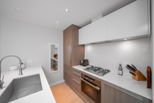 1506-1221 Bidwell Street, Vancouver, BC 