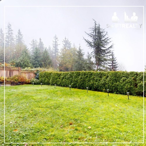 Gl-3818 Michener Way, North Vancouver, BC 