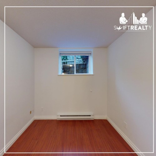 Gl-3818 Michener Way, North Vancouver, BC 