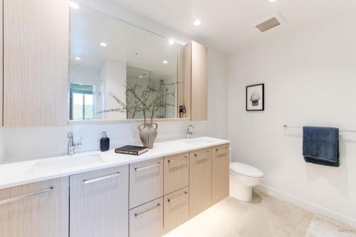 2703-567 Clarke Road, Coquitlam, BC 