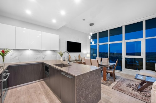 2505-5311 Goring Street, Burnaby, BC 