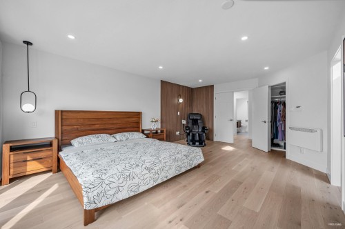 2175 Kings Avenue, West Vancouver, BC 