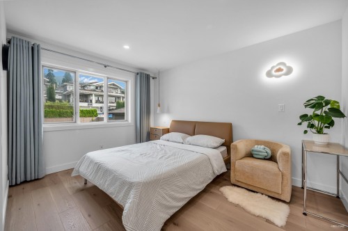 2175 Kings Avenue, West Vancouver, BC 