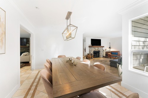 3968 Frames Place, North Vancouver, BC 