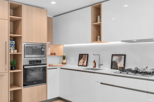 513-6833 Pearson Way, Richmond, BC 