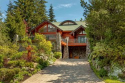 6361 Fairway Drive  Whistler, BC V8E 0C9