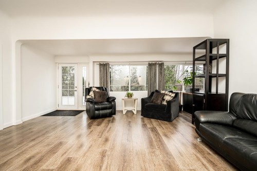 25745 Lougheed Highway, Maple Ridge, BC 