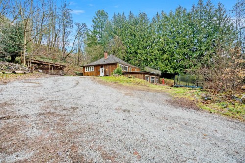 25745 Lougheed Highway, Maple Ridge, BC 